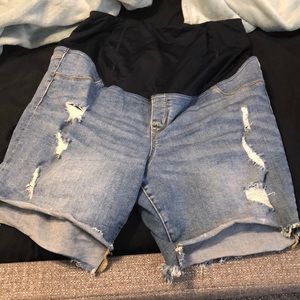 Maternity distressed Bermuda shorts